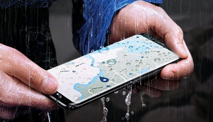 Samsung j8