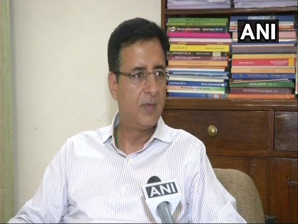 Kumaraswamy wants long-term relations with Congress, says Surjewala