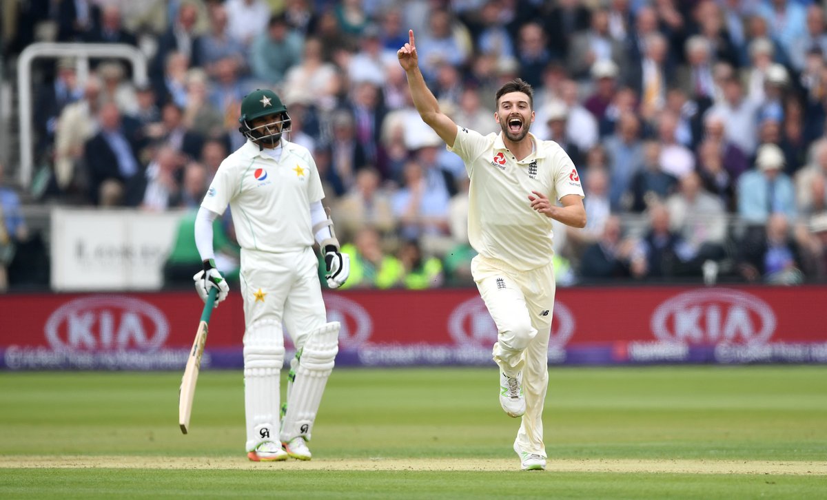 England Vs Pakistan : ICC bars Pakistan players from wearing smartwatches to avoid match fixing