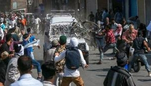 Kashmir Violence: CRPF vehicle attacked by protestors runs over 3 in Srinagar; one dies, internet service suspended