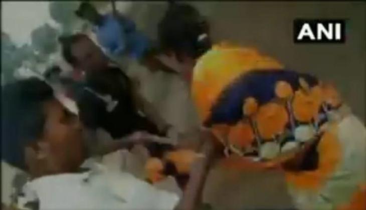 Video: Man and woman brutally beaten up by mob in Jharkhand's Bokaro after caught in an objectionable position