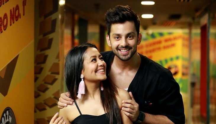 Neha Kakkar reacted in the most adorable way after getting a surprise from alleged boyfriend Himansh Kohli; see video