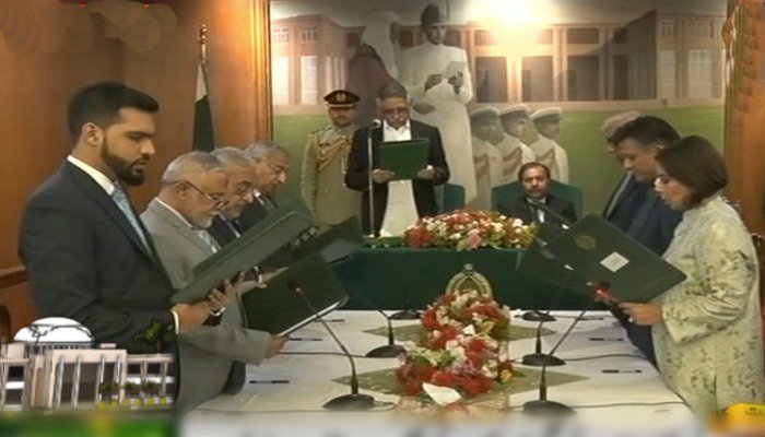 Seven-member interim Sindh cabinet sworn in