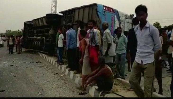 Uttar Pradesh: At least 17 dead, 35 left critically injured in a road accident after a speeding bus hits the divider; over turns in Mainpuri