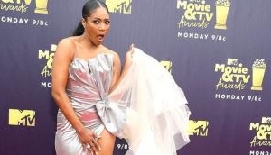 MTV Awards host Tiffany Haddish handled the near wardrobe malfunction like a pro 