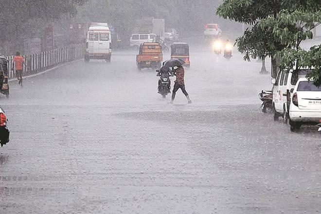 Heavy rainfall in Karnataka, Goa and Kerala, heat alert in Andhra Pradesh, warns IMD