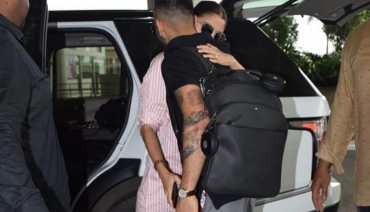 goodbye Hug Anushka Virat