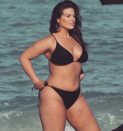 Ashley Graham Shares Sexy Selfie in Black Bikini on Instagram