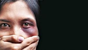 Bengal: Shocking! Four women beaten, stripped on suspicion of being child lifters; police rescued