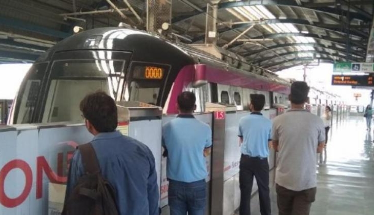 Delhi Metro Magenta line stuck