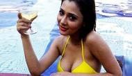 Sara Khan trolled for her bikini picture; Netizens called her ‘Islam k nam par dhabba’