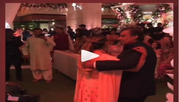 mukesh ambani with her daughter isha ambani dance video