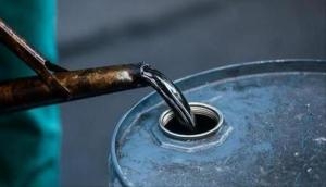 Crude oil futures up 0.49% on overseas cues