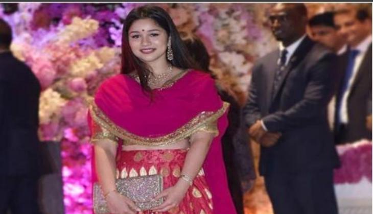 sara tendulkar wearing pink lehenga