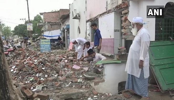 Uttar Pradesh: Muslims demolish parts of mosques for road development