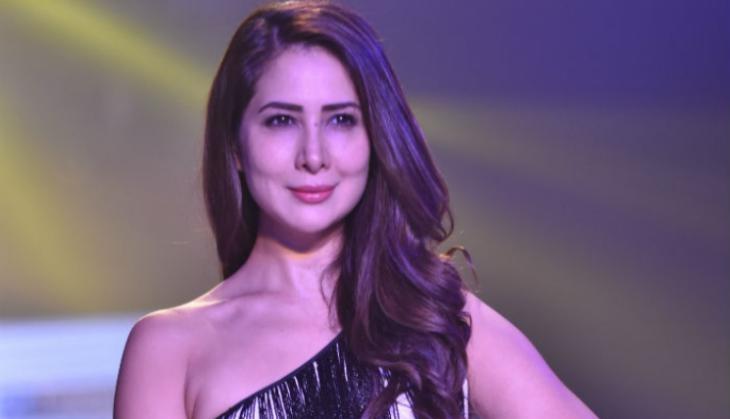 Kim Sharma Maid assault