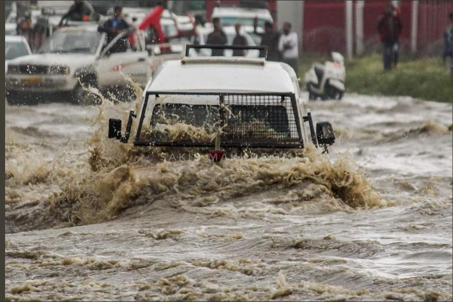 Pakistan: 14 killed, 19 injured as rains wreak havoc 