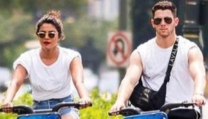 Priyanka Chopra showed off her engagement ring before the wedding announcement; see pics