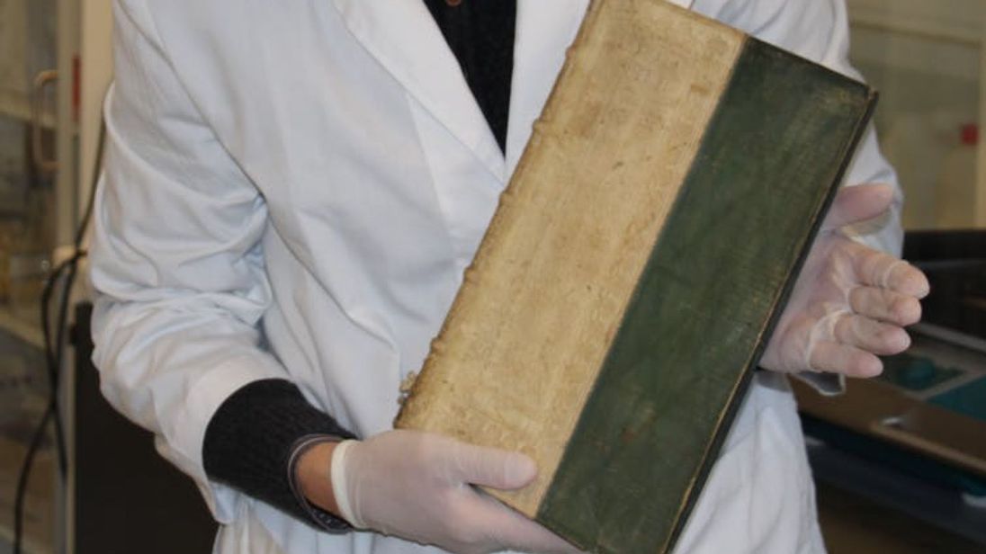 Poisonous books discovered in library of University of Southern Denmark