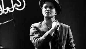 Bruno Mars forced off stage following fire scare