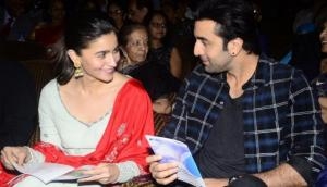 Ranbir Kapoor cannot leave Alia Bhatt alone and says, 'I'll drop you home'; see video