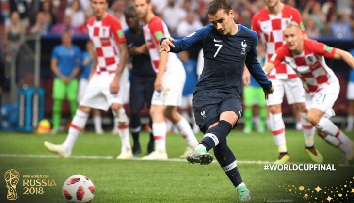 France beat Croatia by 4-2 and clinch the Golden trophy of FIFA World Cup 2018