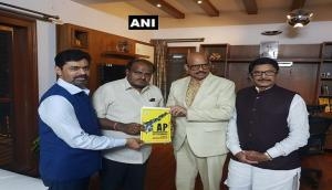 TDP MPs meet Kumaraswamy, seeks support in fight against Centre