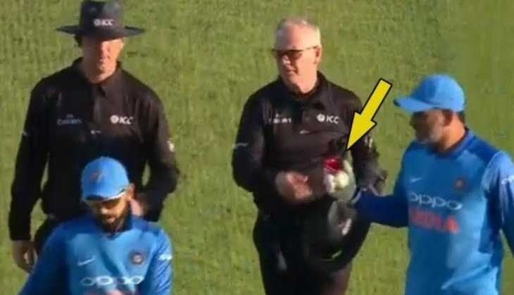 Ms Dhoni, Ms Dhoni records, MS Dhoni retirement, MS Dhoni Career, MS Dhoni ODI Career, MS Dhoni retirement from ODI, MS Dhoni Test records, England vs India, England vs India ODI Match, England vs India ODi Series,Virat Kohli, Virat Kohli records, Cricket News in Hindi, Sports News in Hindi, Catch Hindi