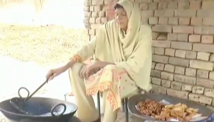Pakistan's tallest woman, Zainab Bibi passes away