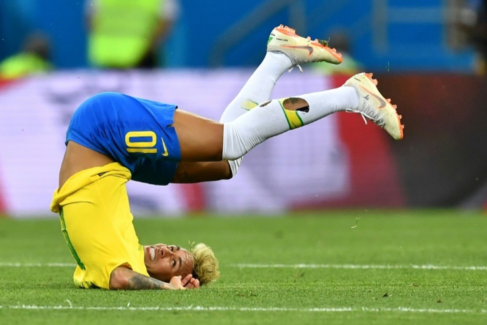 Woah! Brazilian professional footballer, Neymar teaches children to fall and roll