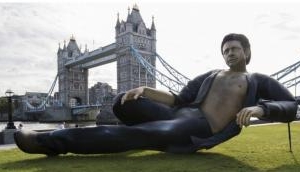 Semi-nude Jeff Goldblum statue appears in London to mark 25 years of Jurassic Park