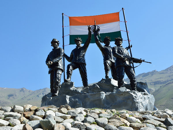 Nation commemorates 19th anniversary of Kargil victory