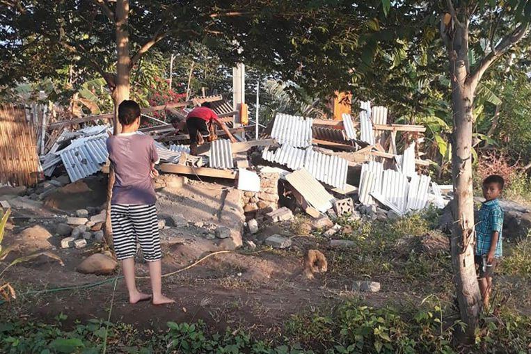 Indonesia earthquake: At least 3 dead, 12 injured on tourist island Lombok