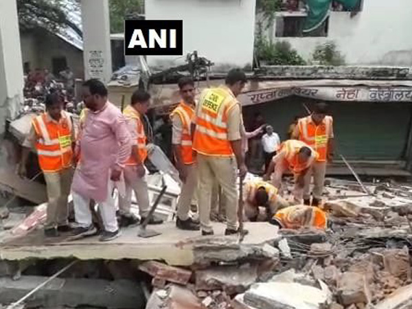 Four-storey building collapses in Karol Bagh's Dev Nagar area