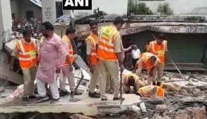 Four-storey building collapses in Karol Bagh's Dev Nagar area