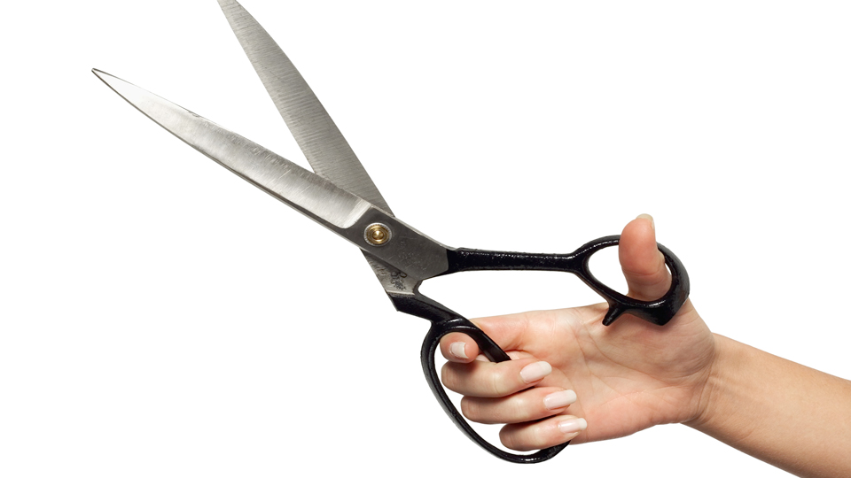 Bizarre! Wife cuts off naked husband’s penis with scissors in China 