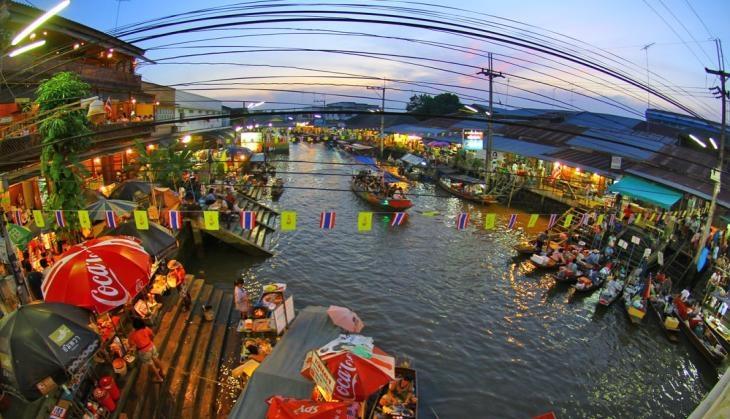 Floating Village