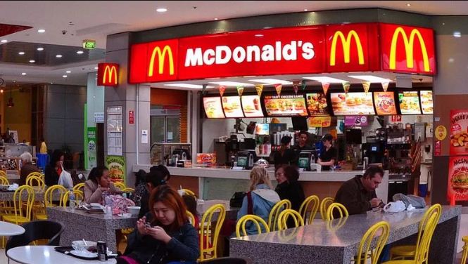 Bizarre! Pregnant woman asked for latte, McDonald's served her cleaning solution in Canada