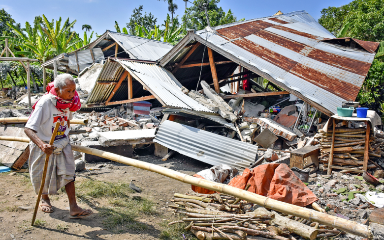 91 Killed as magnitude 7 earthquake hits Indonesia