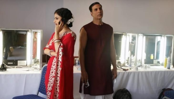Akshay kumar pranked Mouni Roy