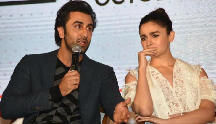 Alia Bhatt, Ranbir Kapoor fight cold with warm smiles, see pic