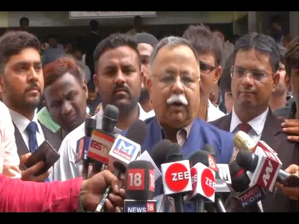 Ishrat Jahan case: Special CBI court rejects discharge pleas of Vanzara, Amin