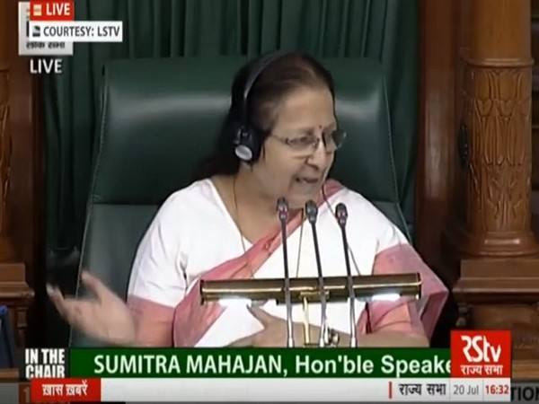 Teary-eyed Sumitra Mahajan remembers Somnath Chatterjee