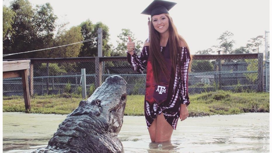 Graduation photos: Texas student poses with 14-ft-long alligator 