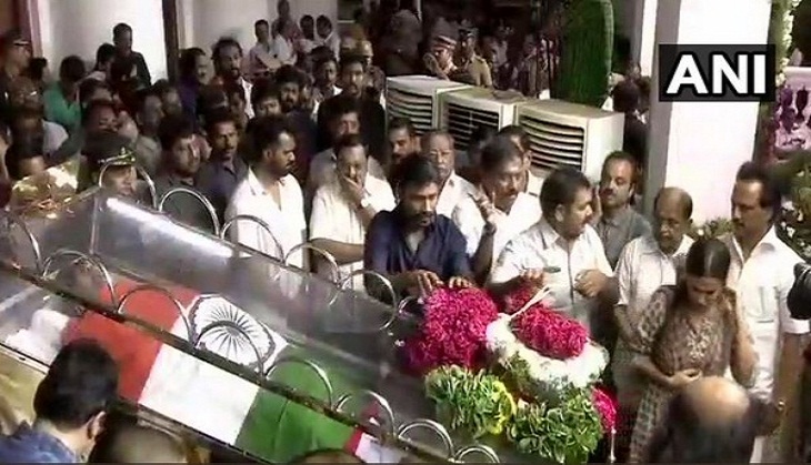 Karunanidhi death: DMK patriarch passed away at 94; Kalaignar's rare pictures will remind you of his journey