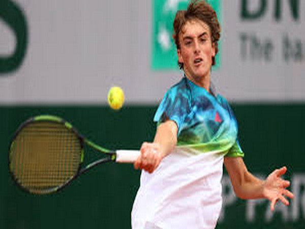 Canadian Open: Stefanos Tsitsipas stuns Djokovic