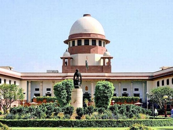 Supreme Court asks EC to respond to DMK's plea on by-polls in Tamil Nadu in two weeks