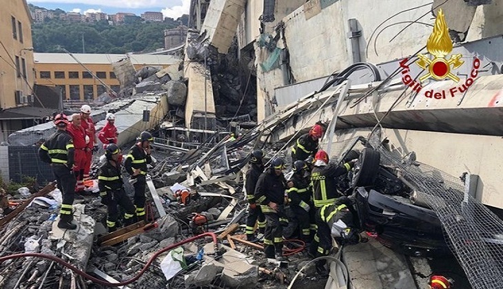 Genoa bridge collapse: Italy PM declares state of emergency