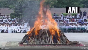 Atal Bihari Vajpayee Funeral Live Updates: Former PM Vajpayee's last rites rituals performed by daughter Namita Bhattacharya