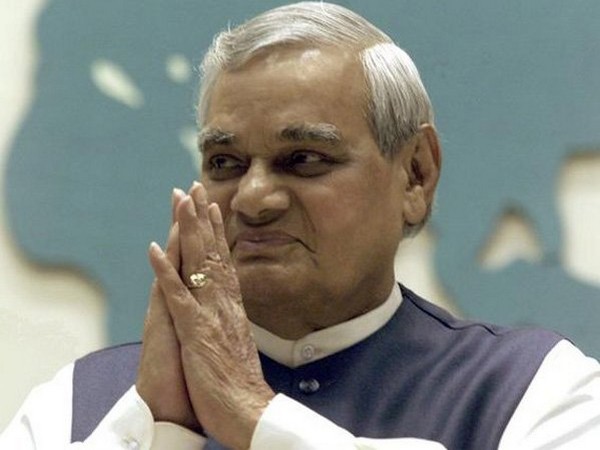 Sports fraternity condoles demise of Vajpayee
